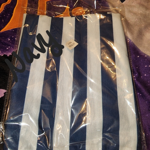 🎆 Striped Infinity Scarf | Lightweight | Multiple Colors | OS - Picture 5 of 12